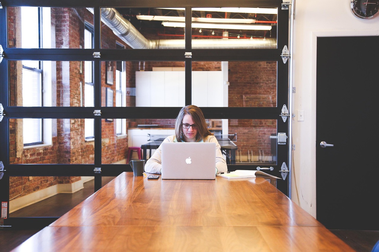 découvrez les pièges courants auxquels les startups font face et apprenez comment les éviter pour assurer le succès de votre entreprise.