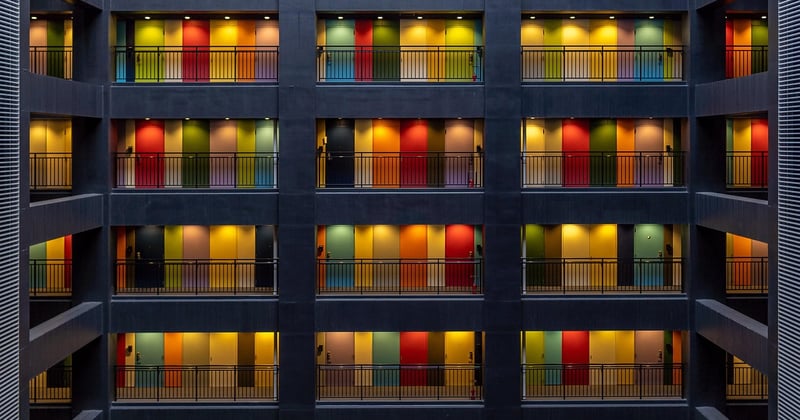 La signalétique de votre bâtiment autour de Nantes : un atout pour vos visiteurs