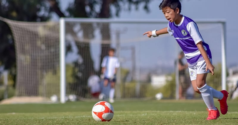 Lettre de motivation football : le guide qui fait signer votre club